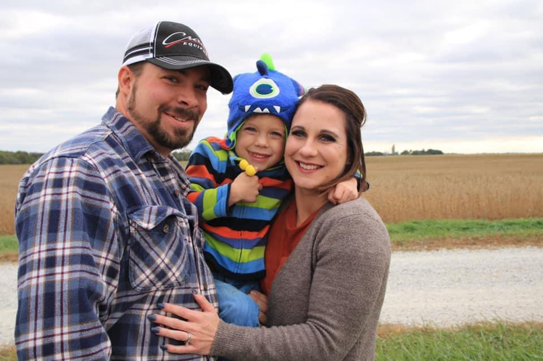 1003-Mike Manda & Owen.jpg